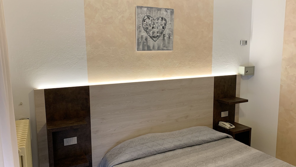 

Catania - Levico Terme - Albergo Gilda