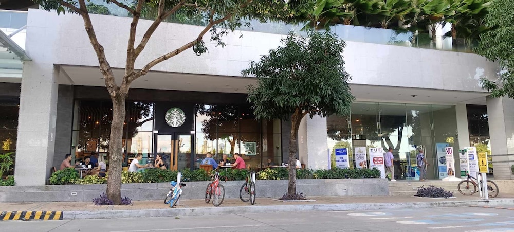 

Roma - Mactan - condominium rentals at Mactan Newtown