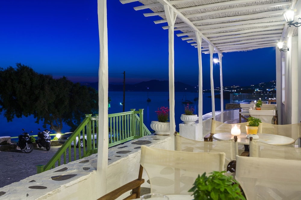 

Bari - Mykonos, Isole Greche - Mykonos Beach Hotel