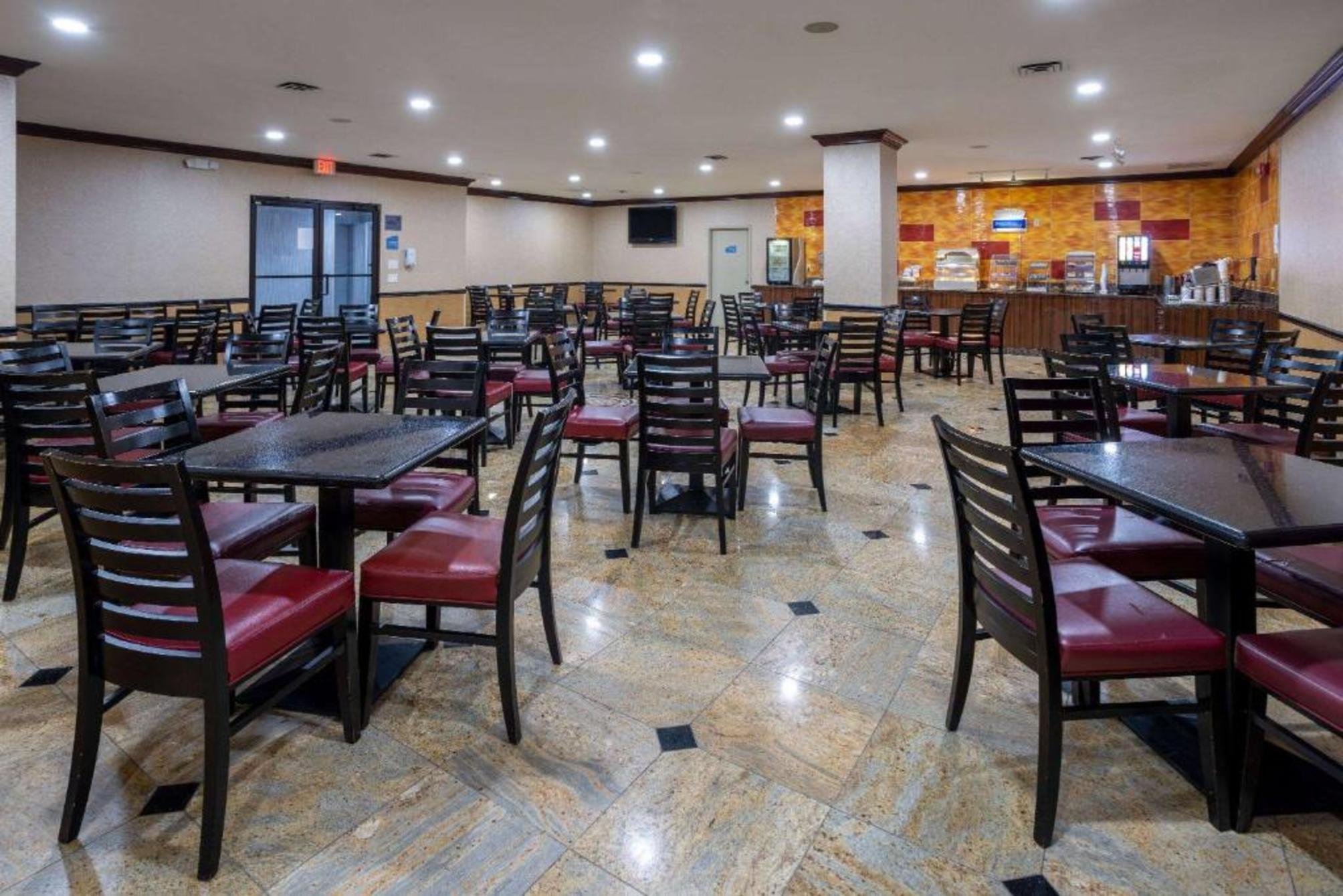 

Palermo - Jersey City - Days Hotel By Wyndham North Bergen