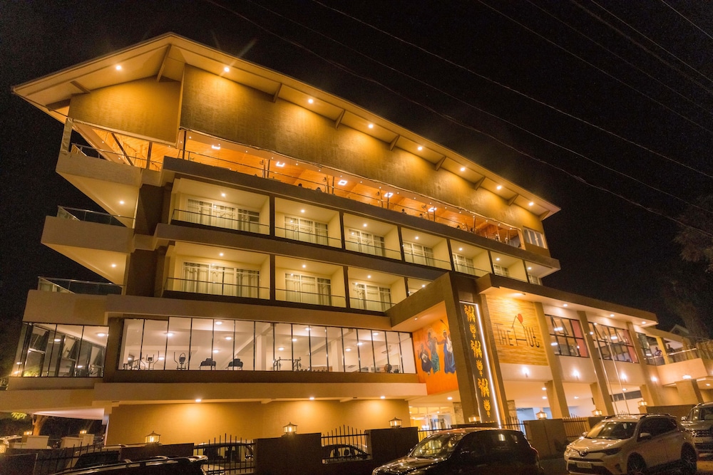 

Milano - Kigali - The Hut Restaurant & Boutique hotel