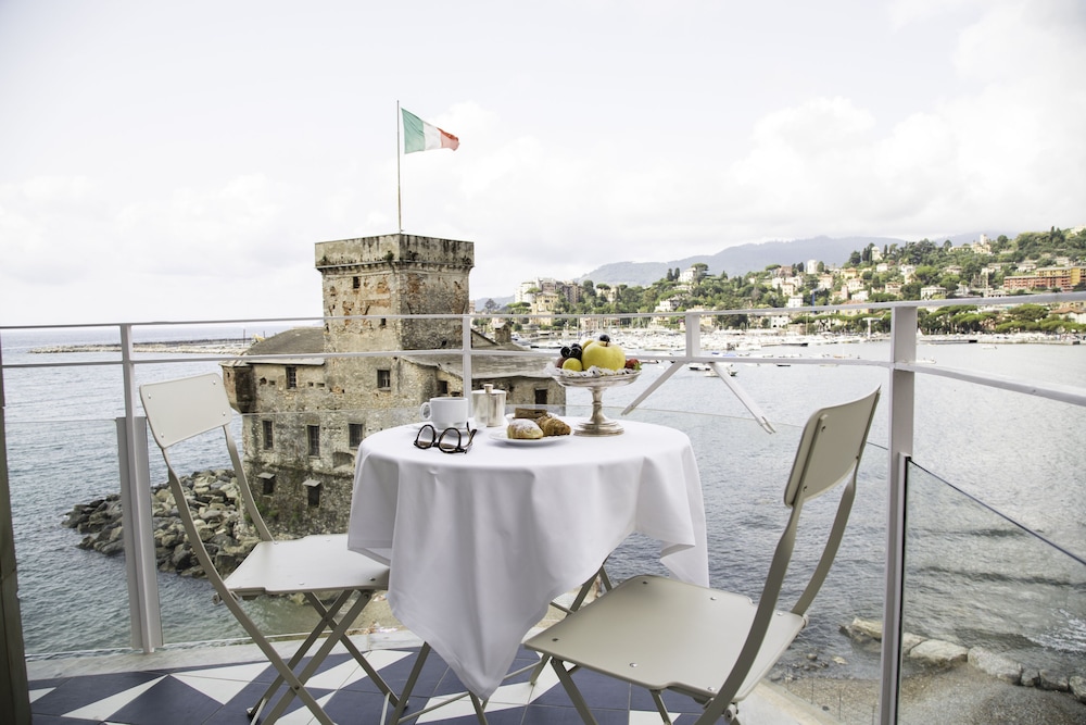 

Bari - Portofino - Hotel Italia e Lido Rapallo