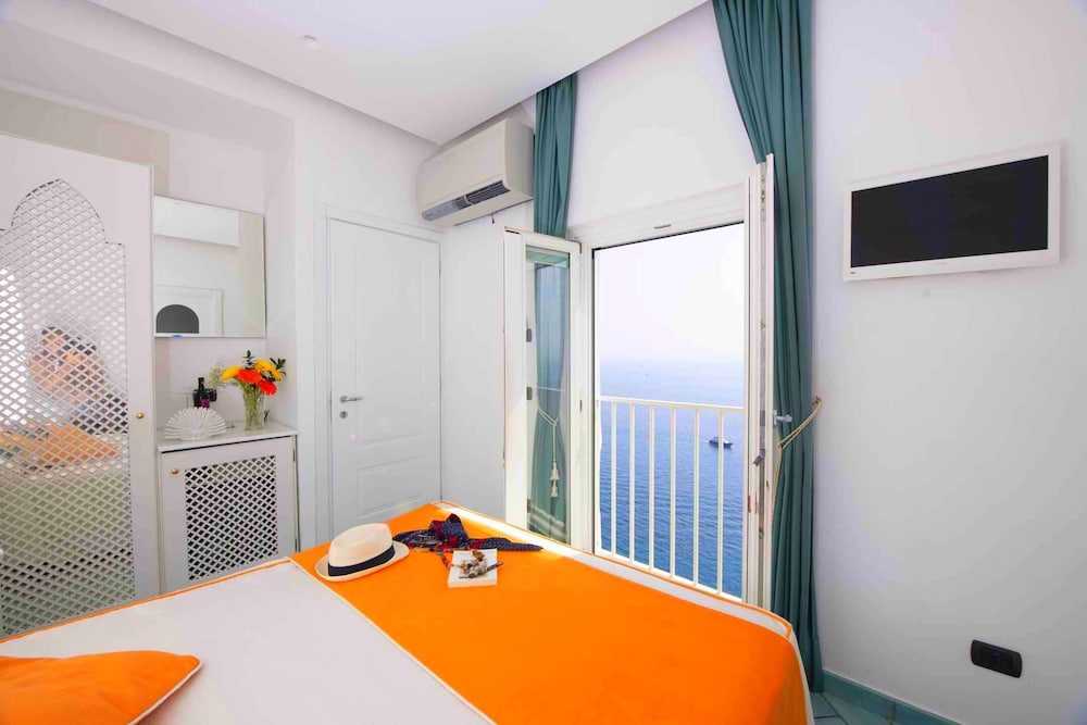 

Milano - Scala - Hotel La Ninfa