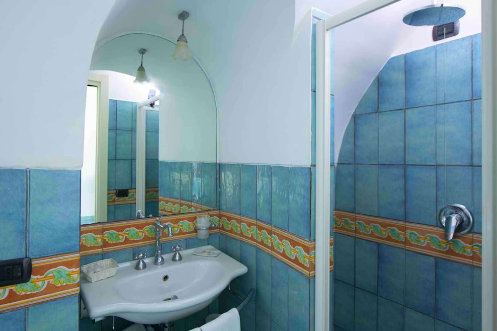 

Catania - Costiera Amalfitana, Italia - Hotel La Ninfa