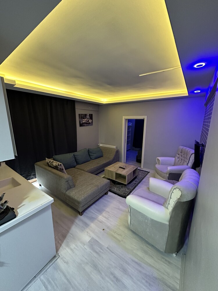 

Roma - Kayseri - Zirve Suit Rezidans