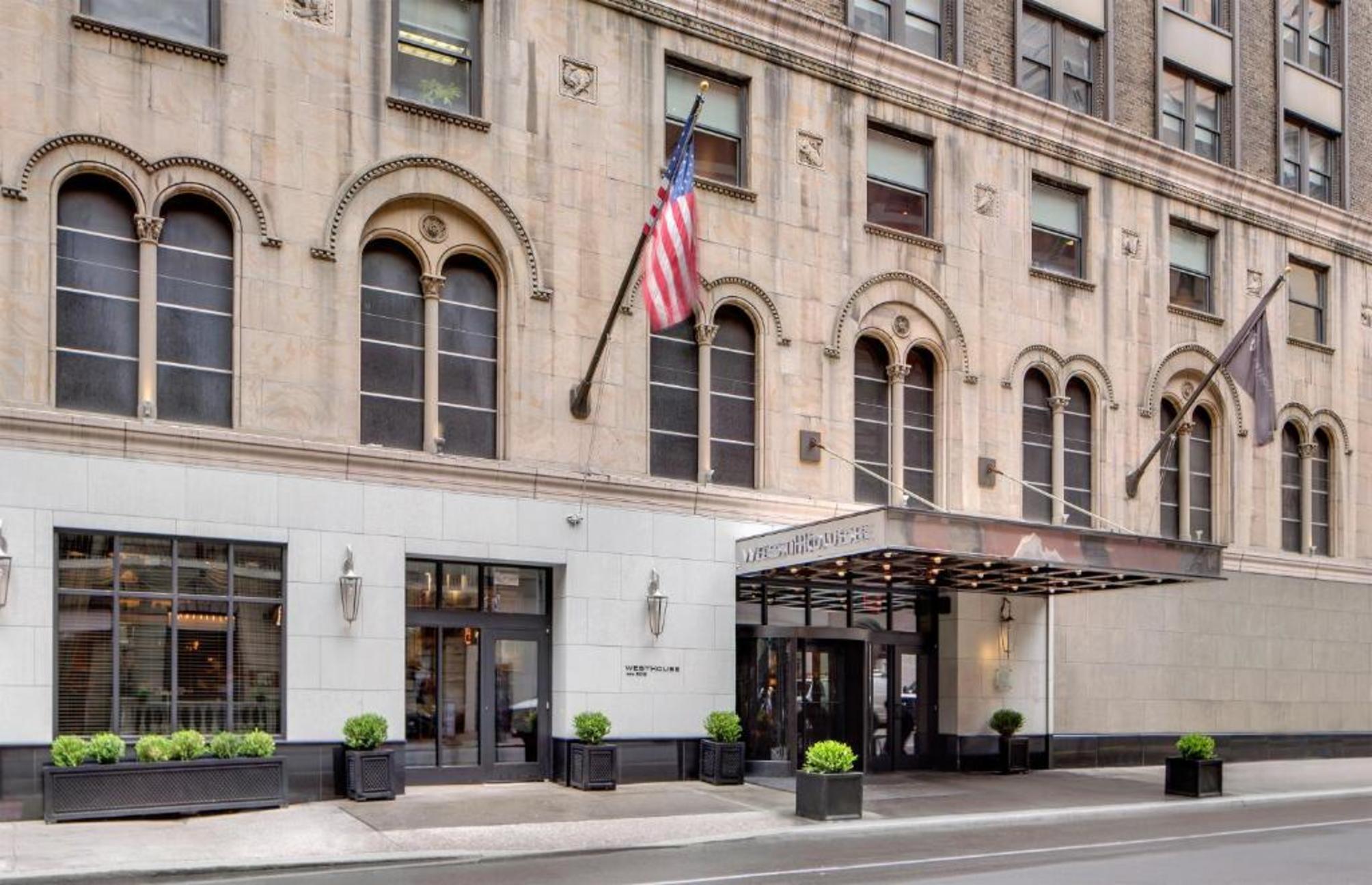 

Brindisi - New York - Manhattan - WestHouse New York