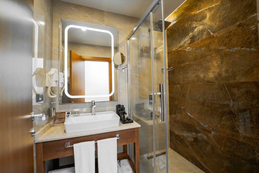 

Roma - Büyükçekmece - Vespia Hotel