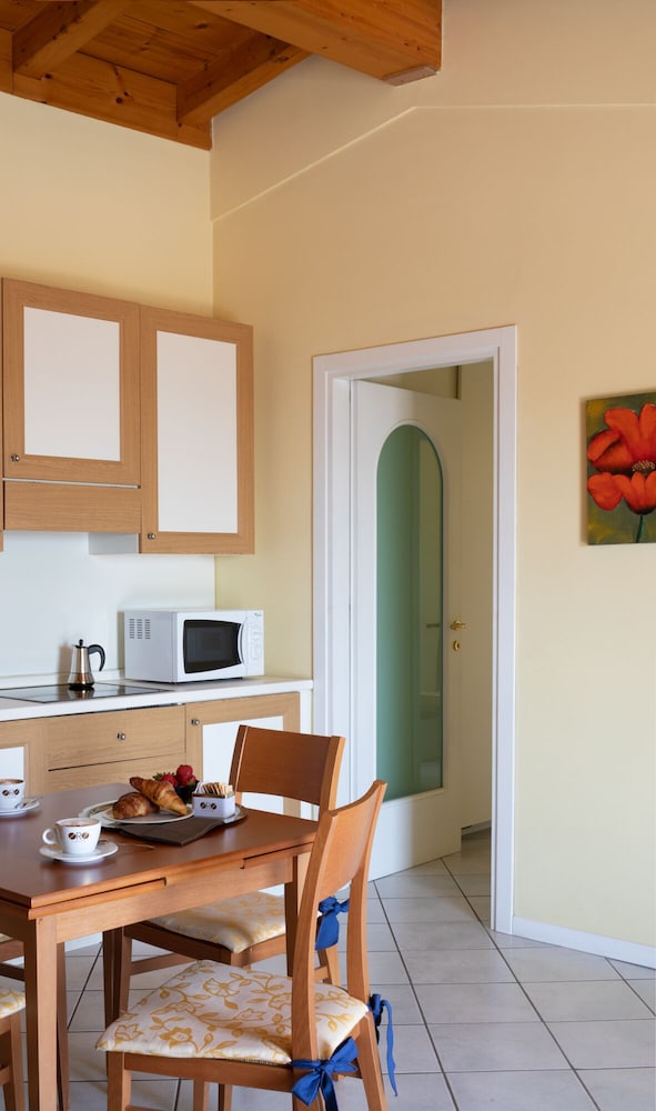 

Catania - Desenzano del Garda - Le Terrazze sul Lago Hotel & Residence