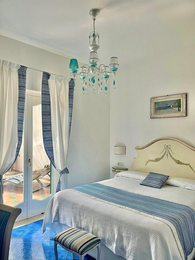 

Venezia - Positano - Hotel Villa Delle Palme in Positano