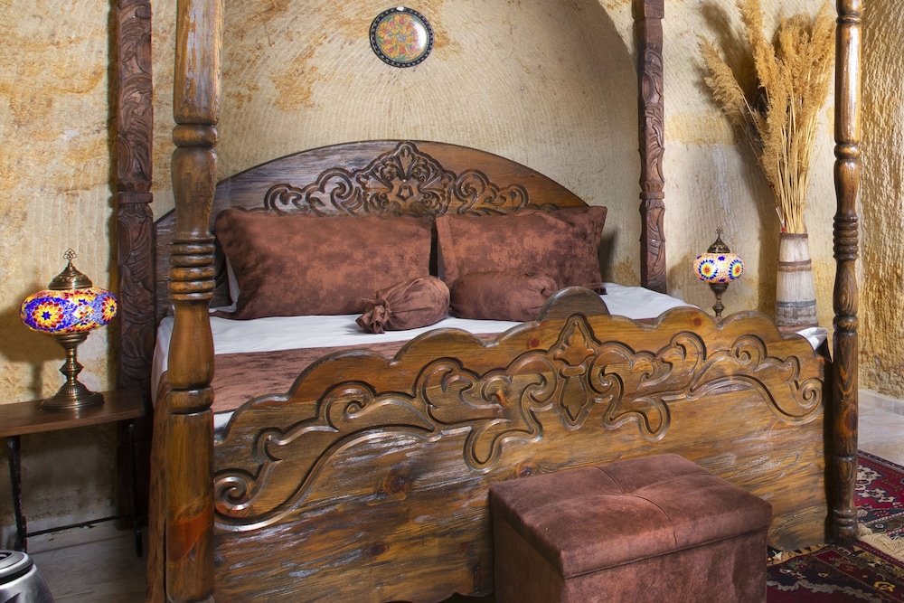 

Roma - Çavuşin - Romantic Cave Hotel