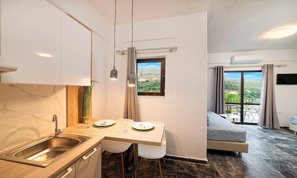 

Catania - Kalyves - Welcome Apts