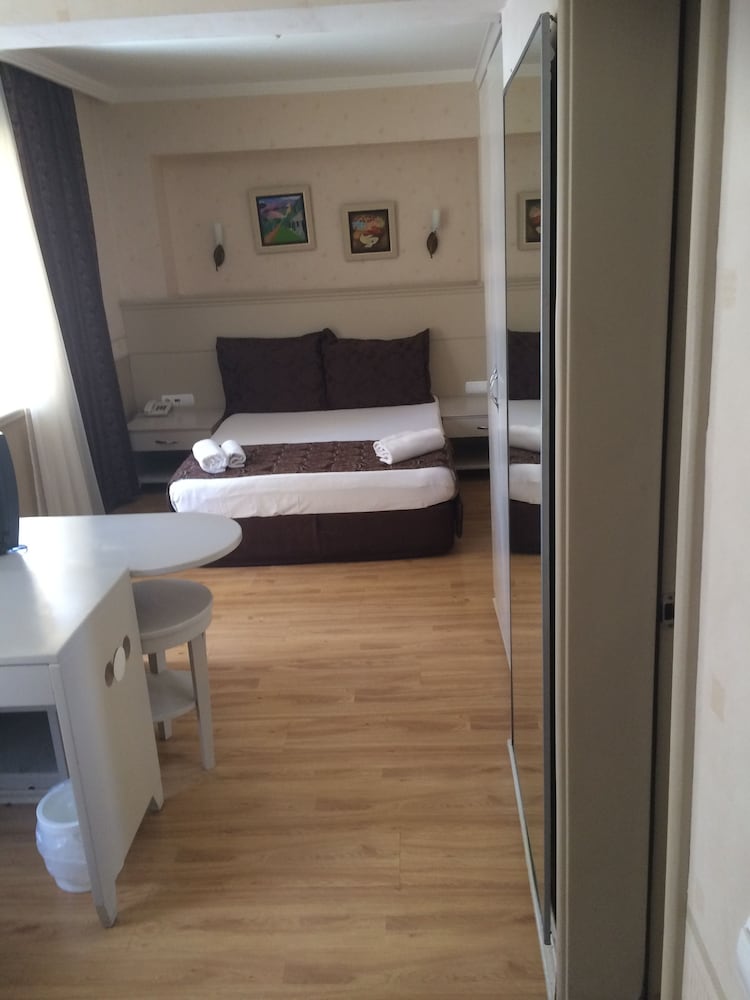 

Roma - Icmeler - Almena Hotel
