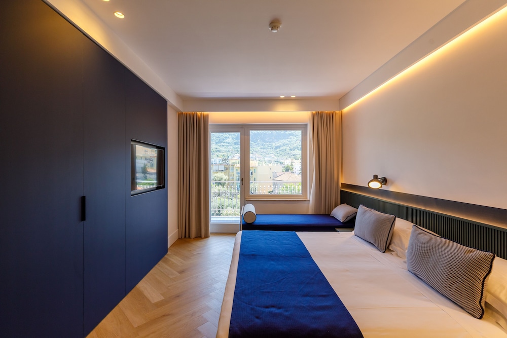 

Torino - Costiera Sorrentina, Italia - Grand Hotel Cesare Augusto