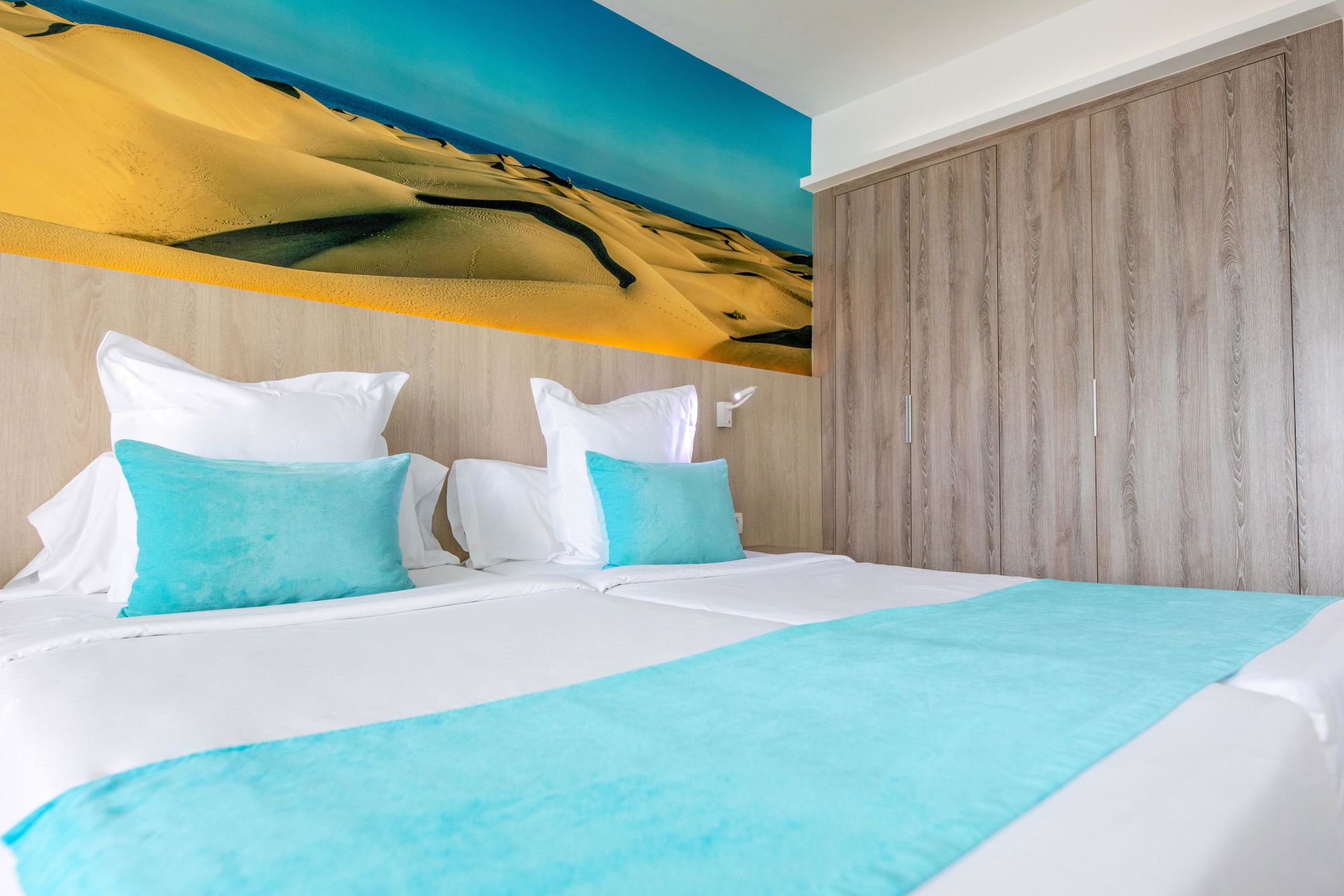Double Deluxe Room, partial Sea view