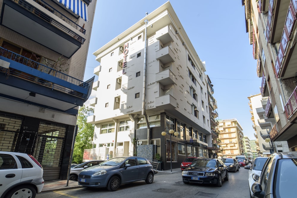 

Milano - Battipaglia - Hotel Palace