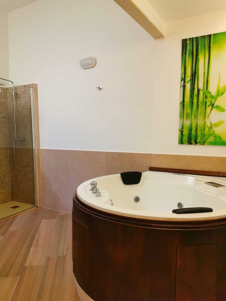Dimora San Biagio Suites&Apartment