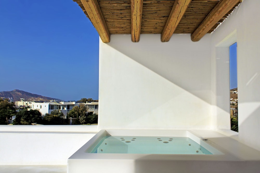 

Roma - Kalo Livadi - Adama Mykonos Boutique Hotel