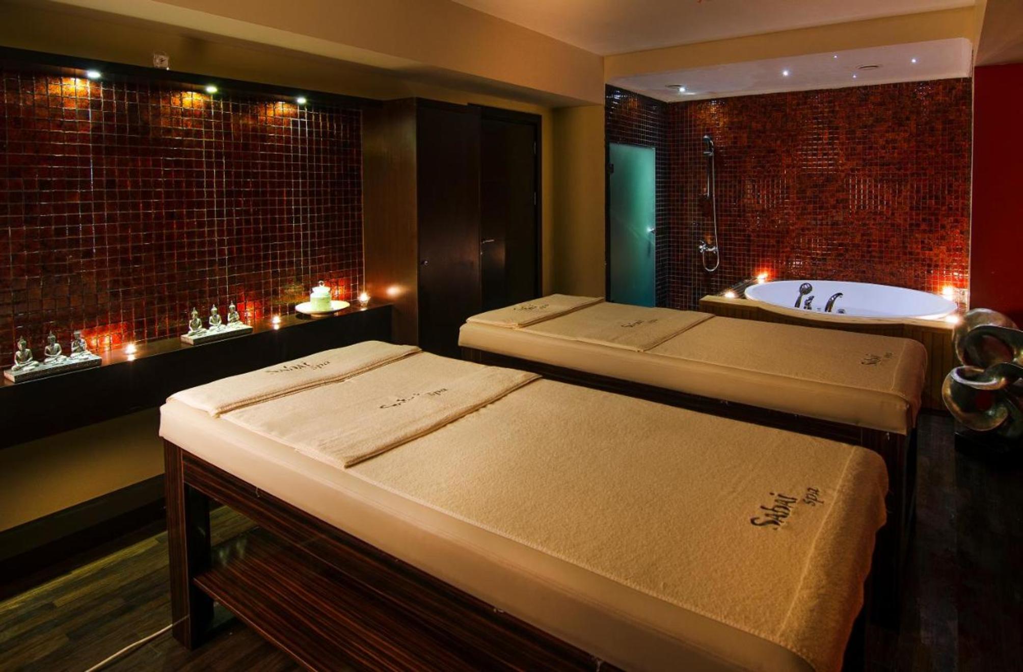

Milano - Guzelcamlı - Palm Wings Beach Resort & Spa Kusadasi