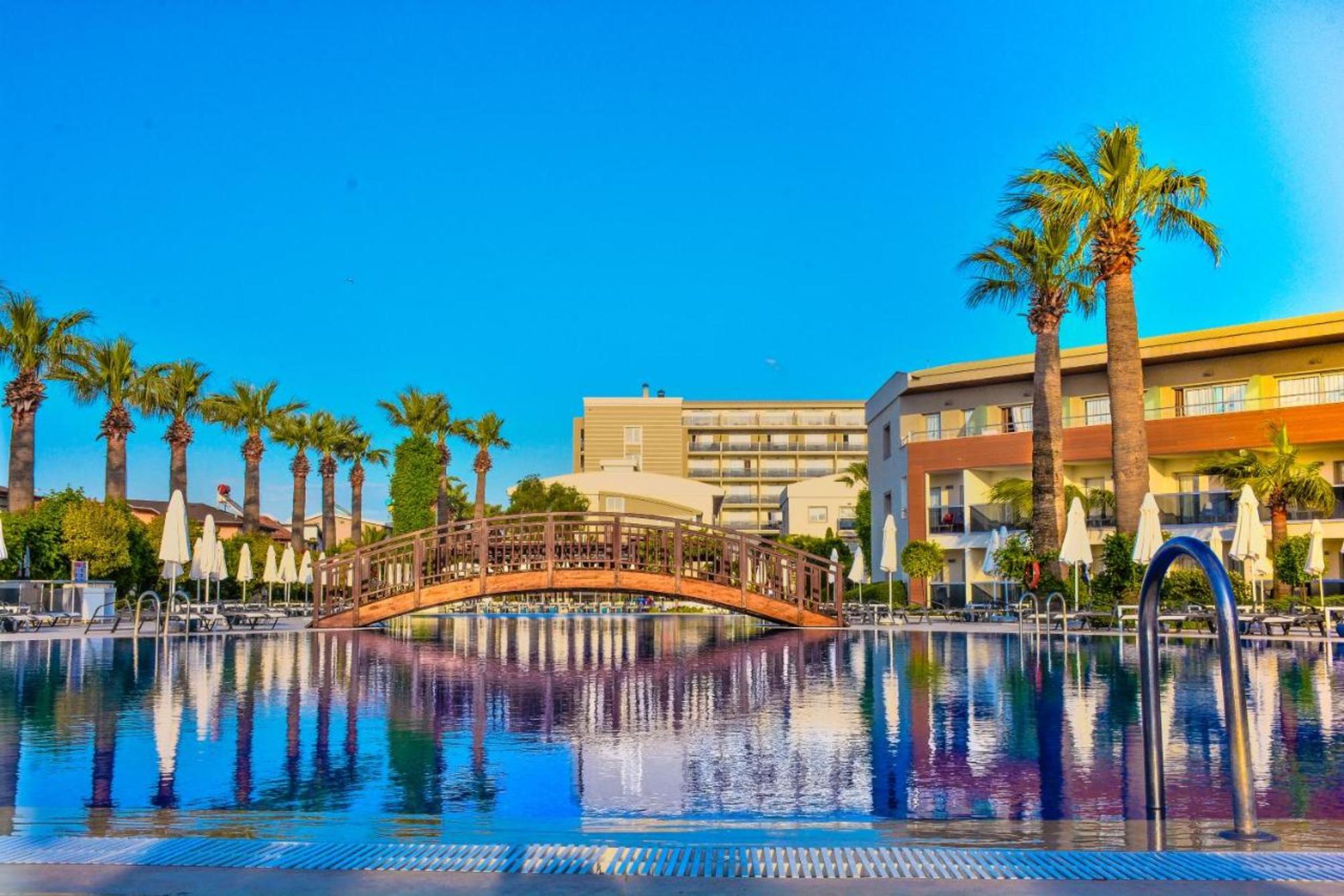 

Milano - Kusadasi - Palm Wings Beach Resort & Spa Kusadasi