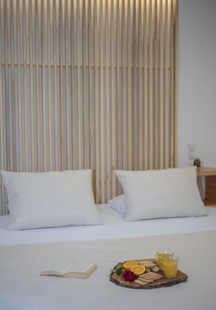 

Milano - Kallithea (Zakinthos) - Estella Luxury Villa