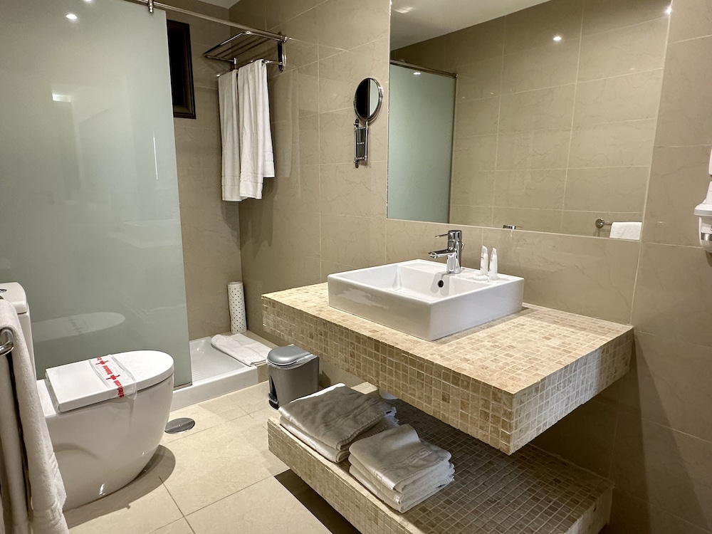 

Bologna - Armeñime - Pearly Grey Ocean Club Apartments & Suites
