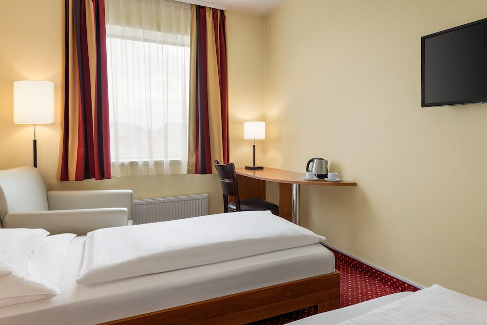 

Lamezia Terme - Praga - Amedia Express Prague, Trademark Collection by Wyndham
