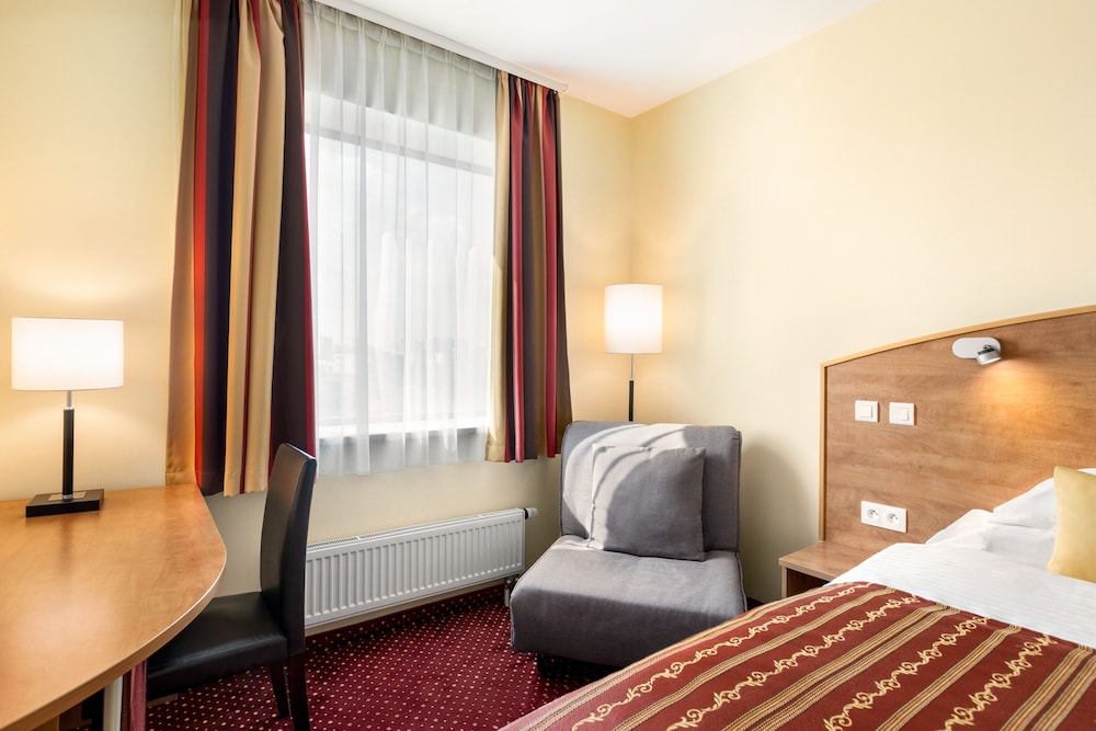 

Bari - Praga - Amedia Express Prague, Trademark Collection by Wyndham