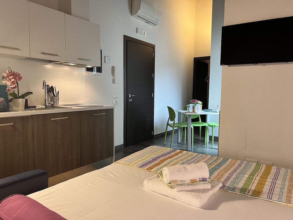 

Roma - Novara - Bnbook Residence Matteotti