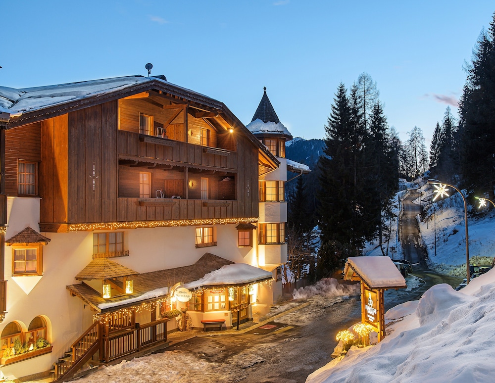 

Lamezia Terme - Madonna di Campiglio - Bio Hotel Hermitage