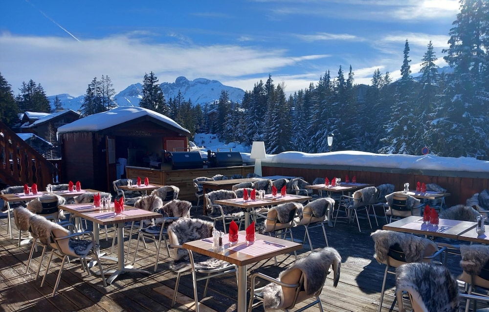 

Milano - Courchevel - Odalys Hotel New Solarium