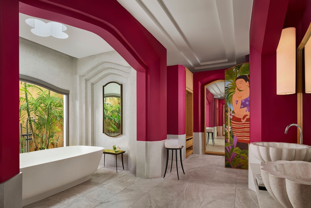 

Bologna - Klong Muang Beach - Phulay Bay, A Ritz-Carlton Reserve