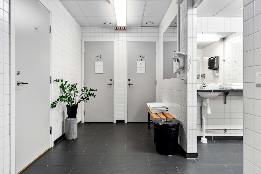 

Brindisi - Stoccolma - Sure Hotel by Best Western Stockholm Alvsjo