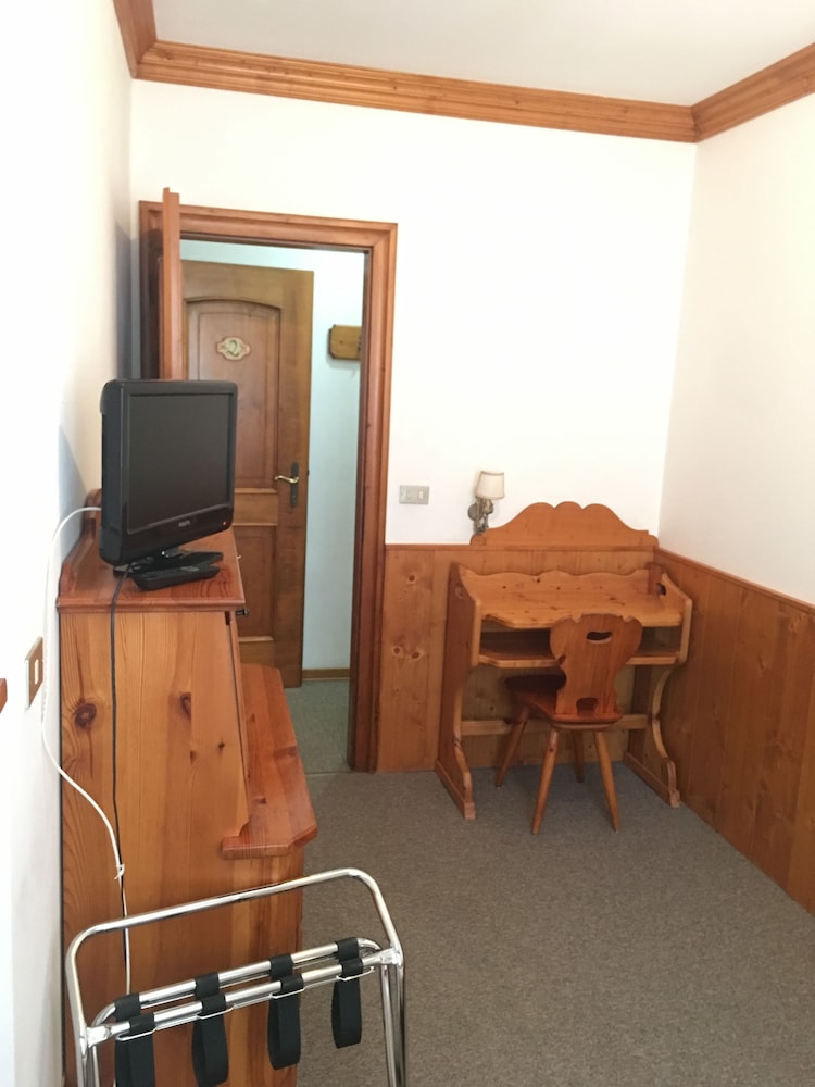

Napoli - Cortina d'Ampezzo - Hotel Al Larin