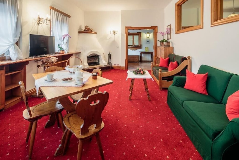 

Napoli - Cortina d'Ampezzo - Hotel Al Larin