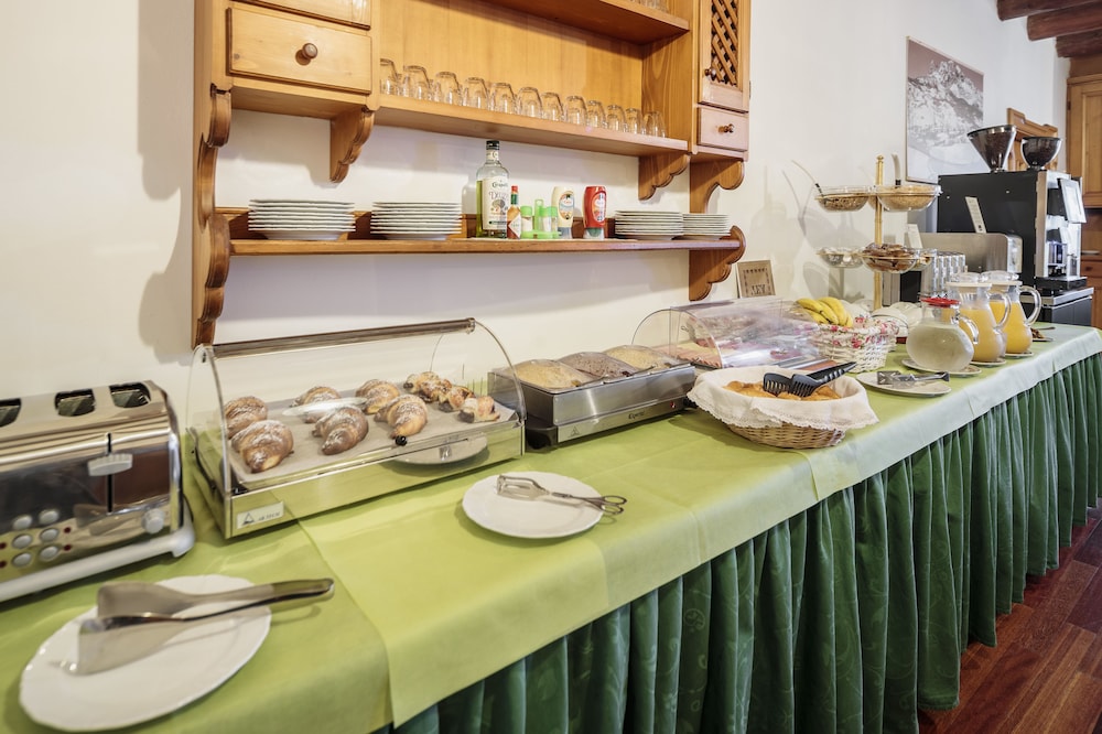 

Bari - Cortina d'Ampezzo - Hotel Al Larin