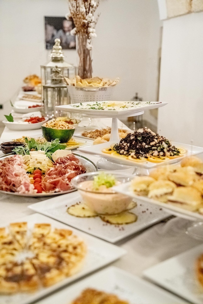 

Milano - Spongano - Relais Casina Copini