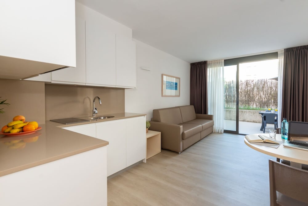 

Milano - Cunit - Atenea Park - Suites Apartments