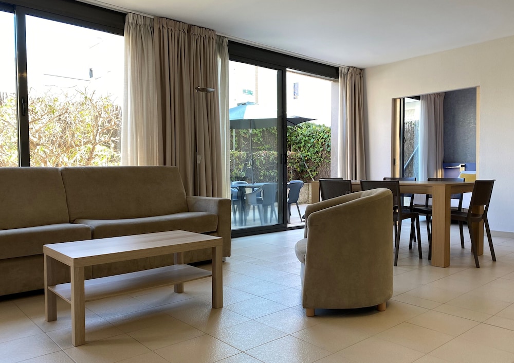 

Milano - Cunit - Atenea Park - Suites Apartments
