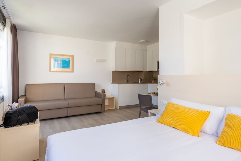 

Napoli - Sitges - Atenea Park - Suites Apartments