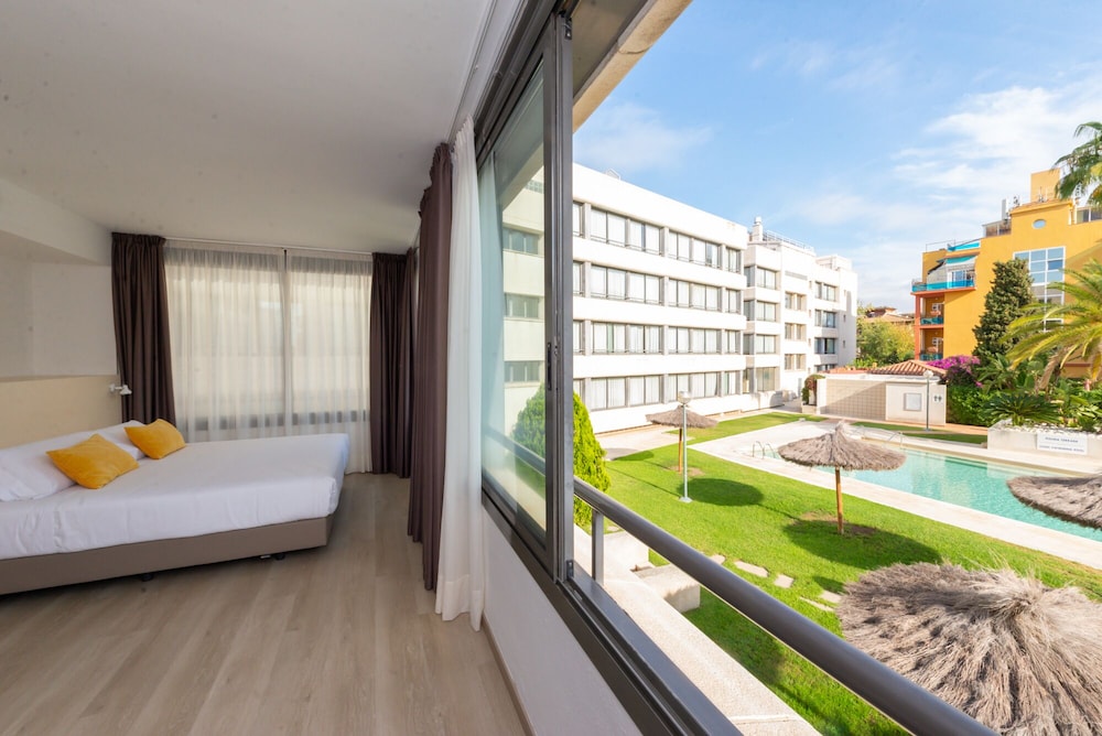 

Roma - Sitges - Atenea Park - Suites Apartments