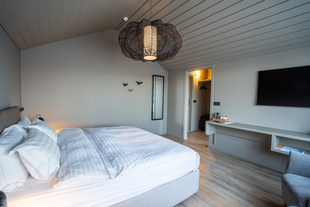 

Roma - Reykholt - The Hill Hotel at Flúðir