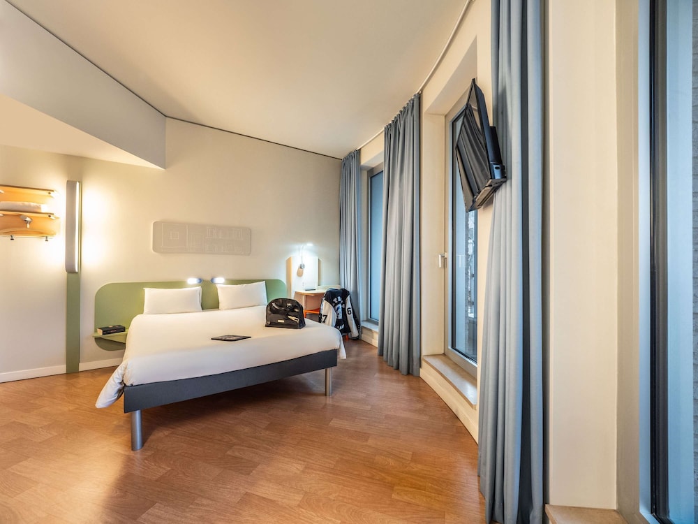 

Napoli - Francoforte sul Meno - ibis budget Frankfurt City Ost