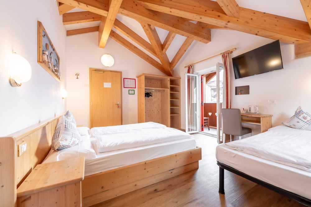 

Firenze - Canazei - Villa Adria B&B