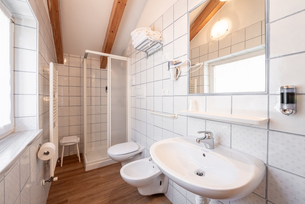 

Roma - Penia - Villa Adria B&B