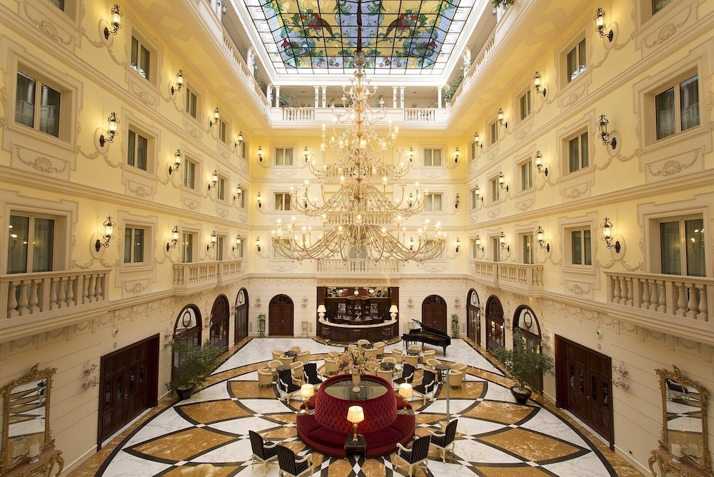 

Catania - Caserta - Grand Hotel Vanvitelli
