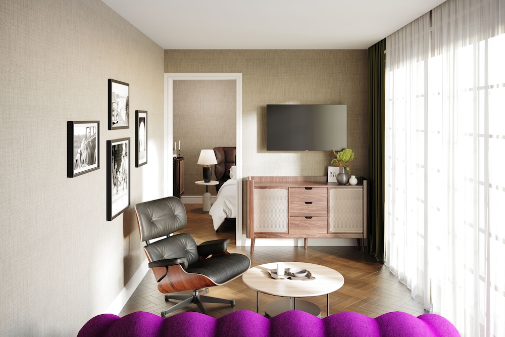 

Napoli - Akureyri - Hotel Akureyri