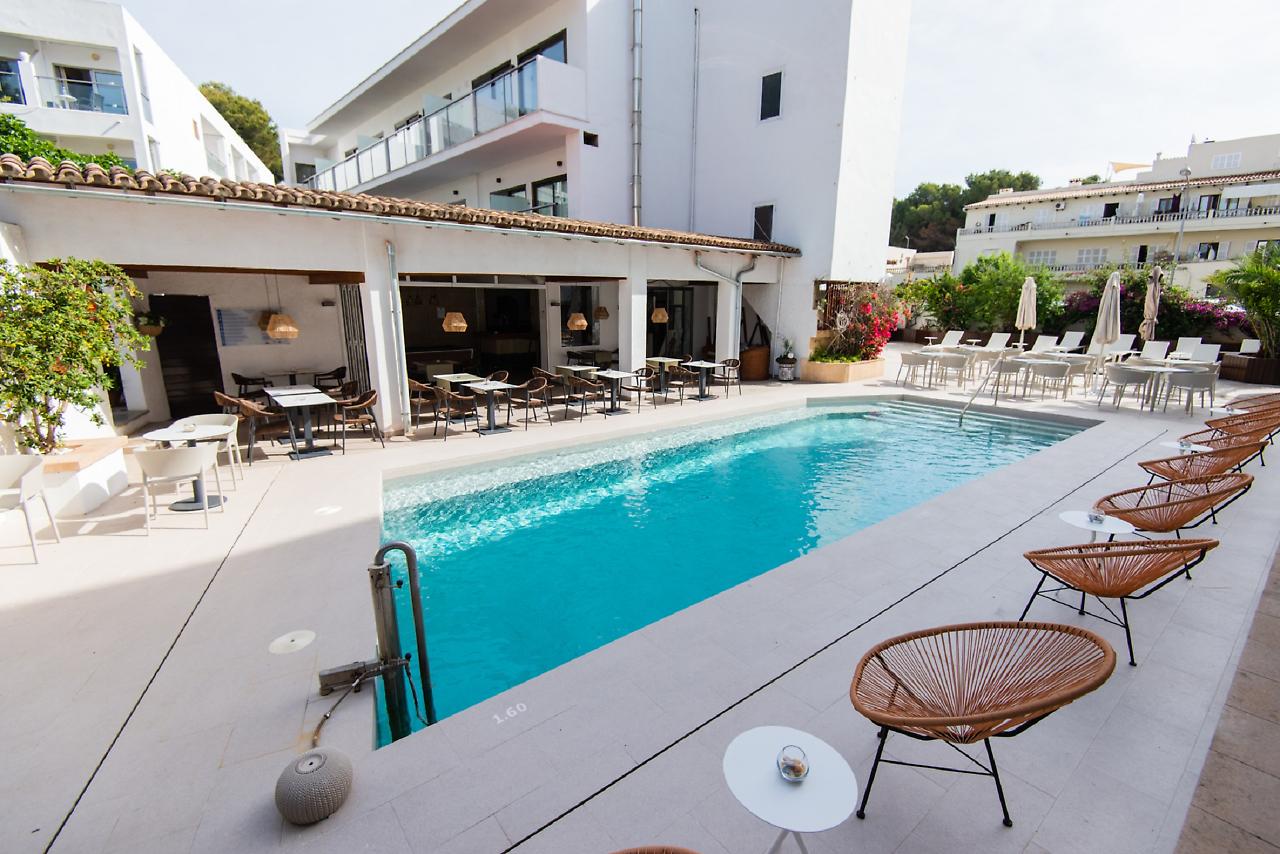 

Bologna - Cala Ratjada - Petit Garden Hotel by Flacalco