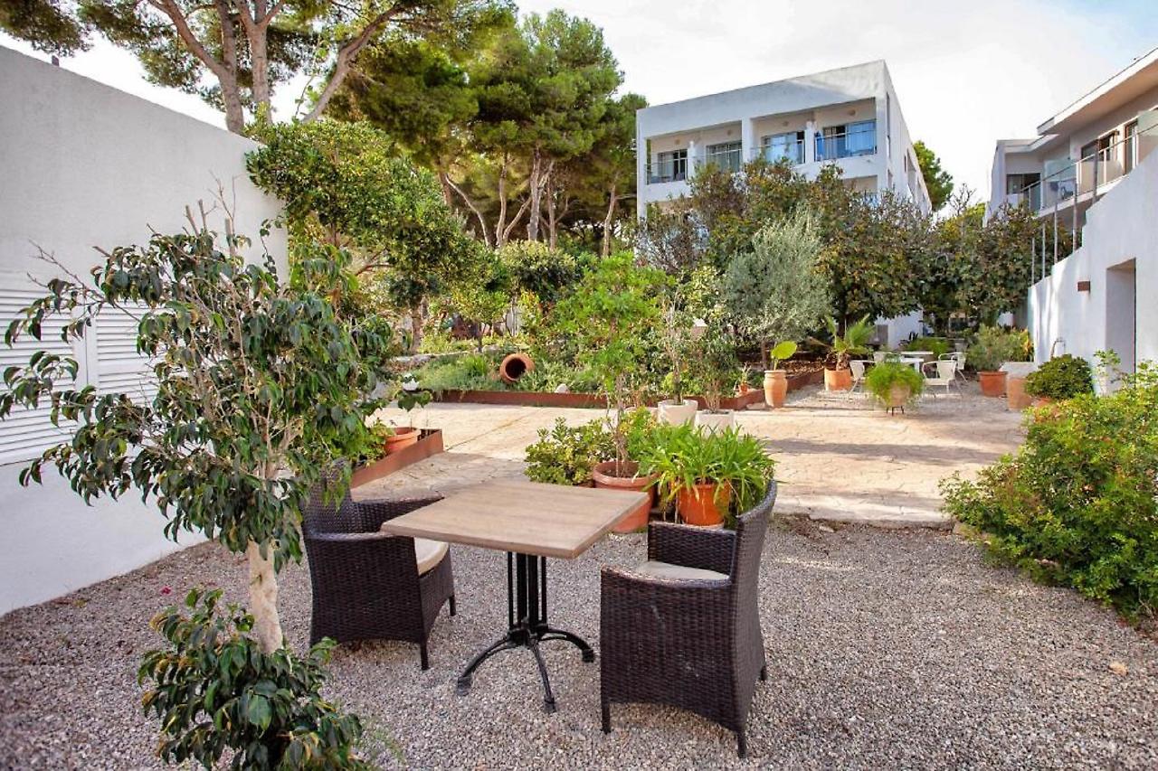 

Bologna - Cala Ratjada - Petit Garden Hotel by Flacalco