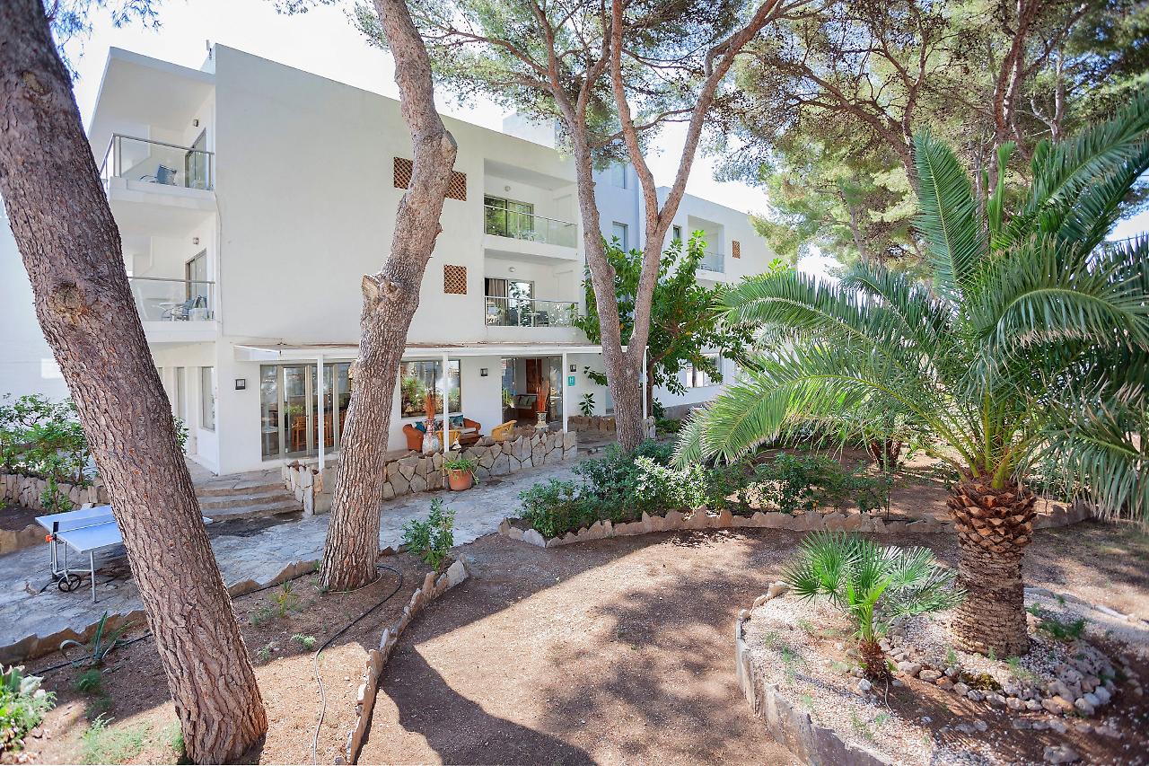 

Milano - Capdepera - Petit Garden Hotel by Flacalco