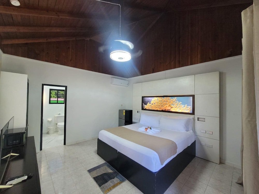 

Napoli - Negril - Rum Runners Resort